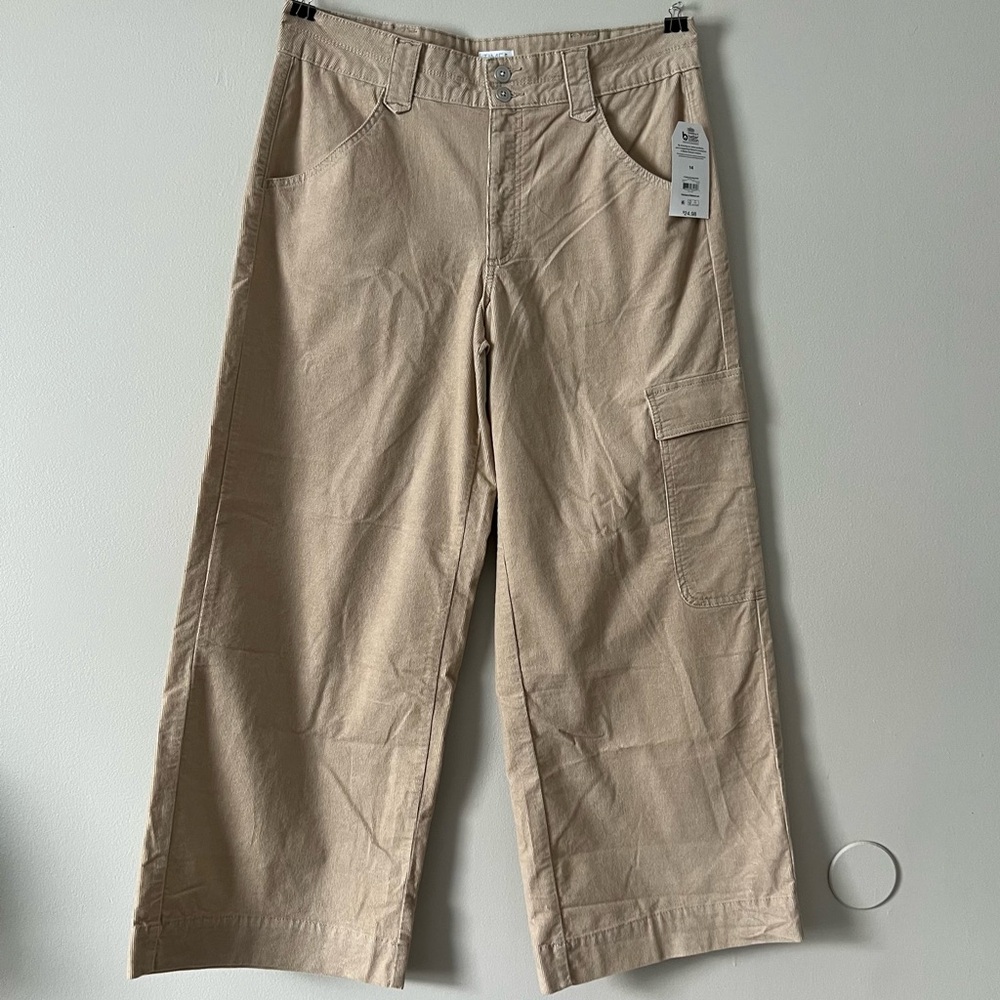 Time and Tru women’s wide leg cargo pants